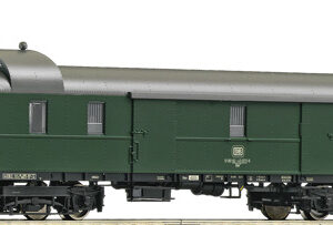 74868 Roco Einheits Gepäckwag. DB