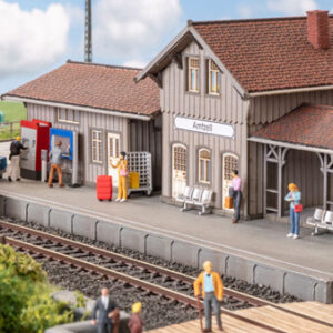 16268 Noch Figuren-Themenwelt Bahnsteig
