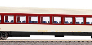 58690 Piko Personenwg. DR IV