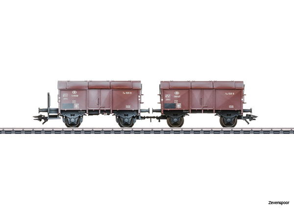 MA46018_1