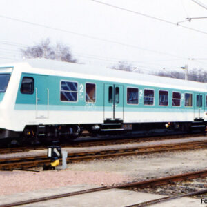 28024 Piko Halberstädter Mitteleinstiegssteuerwg. mintgrün DB AG V