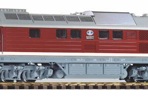 37586 Piko G-Diesellok BR 130 DR IV