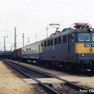 51446 Piko E-Lok V43.3 MAV V + DSS PluX22