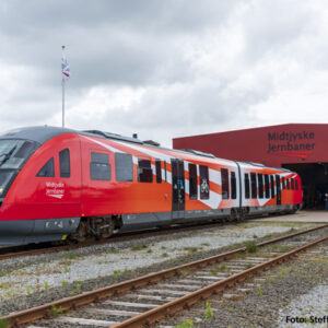52983 Piko Dieseltriebwg./Sound Desiro Midtjyske Jernbaner VI + 8pol. Dec.