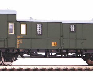 53196 Piko Sachsenwg. DR Pw Packwg. III