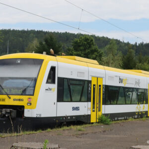 25966 Trix Dieseltriebwagen RS SWEG