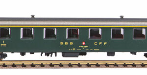 94383 PIKO N-Personenwg. EW I, 1.Kl, 50 85 18- 33 556-9 grün mit alter Schrift, SBB, Ep. IV