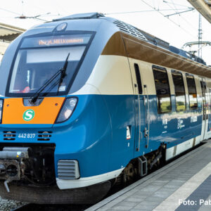 21824 Piko E-Triebzug BR 442 837 5-tlg. S-Bahn Rostock DB AG VI + DSS 8pol.