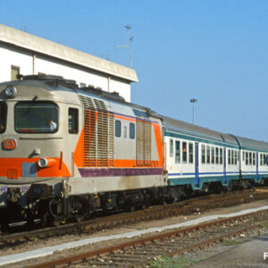22033 Piko Diesellok/Sound D.445 zweite Serie Navetta FS IV + PluX22 Decoder