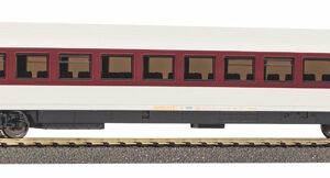 27741 Piko Personenwg. 1.Kl. DR IV