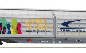 6600225 Roco Schiebewandwagen ZSSK Cargo
