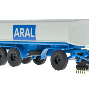 8232 Viessmann H0 3-achs ARAL Tankanhänger