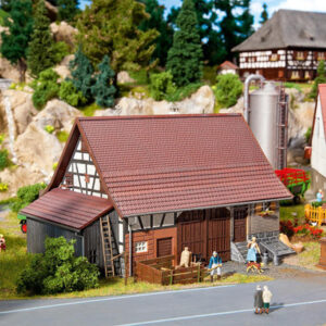 130536 Faller Kleines Bauernhaus